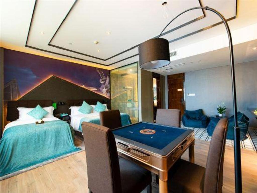 Xana Hotelle-Hotel Luzhou Baizitu Square מראה חיצוני תמונה