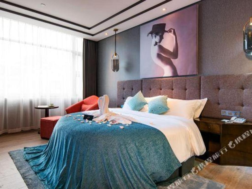 Xana Hotelle-Hotel Luzhou Baizitu Square מראה חיצוני תמונה