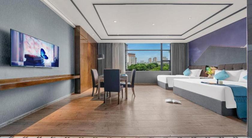 Xana Hotelle-Hotel Luzhou Baizitu Square מראה חיצוני תמונה